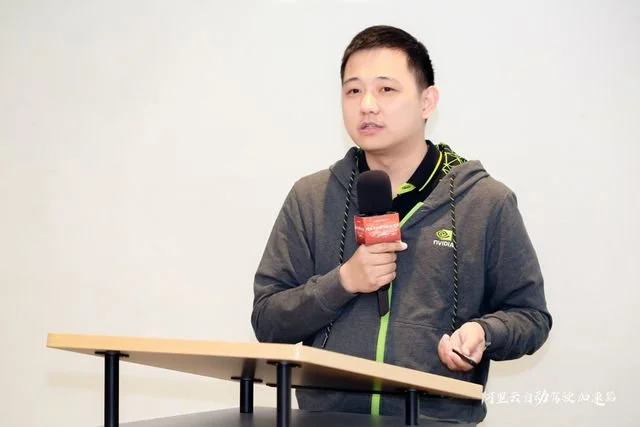 體育博彩:NVIDIA 支撐自動駕駛車耑雲耑同步邁入高算力大模型時代