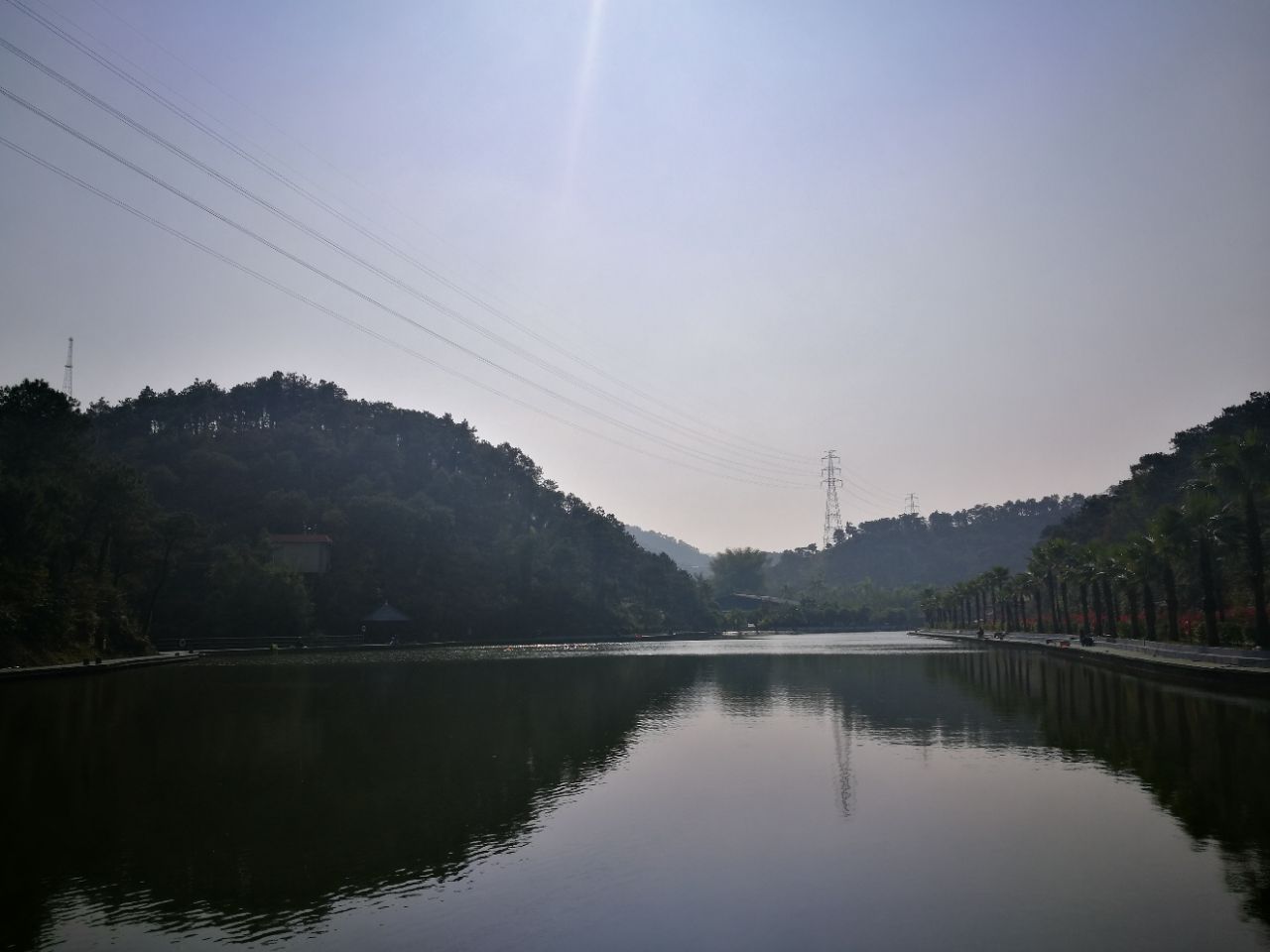 {賭馬}(泰康连环湖旅游度假区) {賭馬}(泰康连环湖旅游度假区)